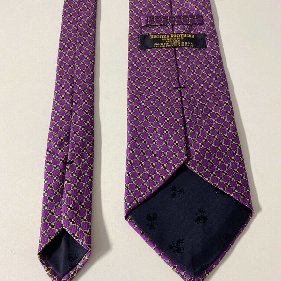 Brooks Brothers Makers Purple Blue Yellow Chain Tie Necktie Silk 58.5" 3… - Picture 4 of 8